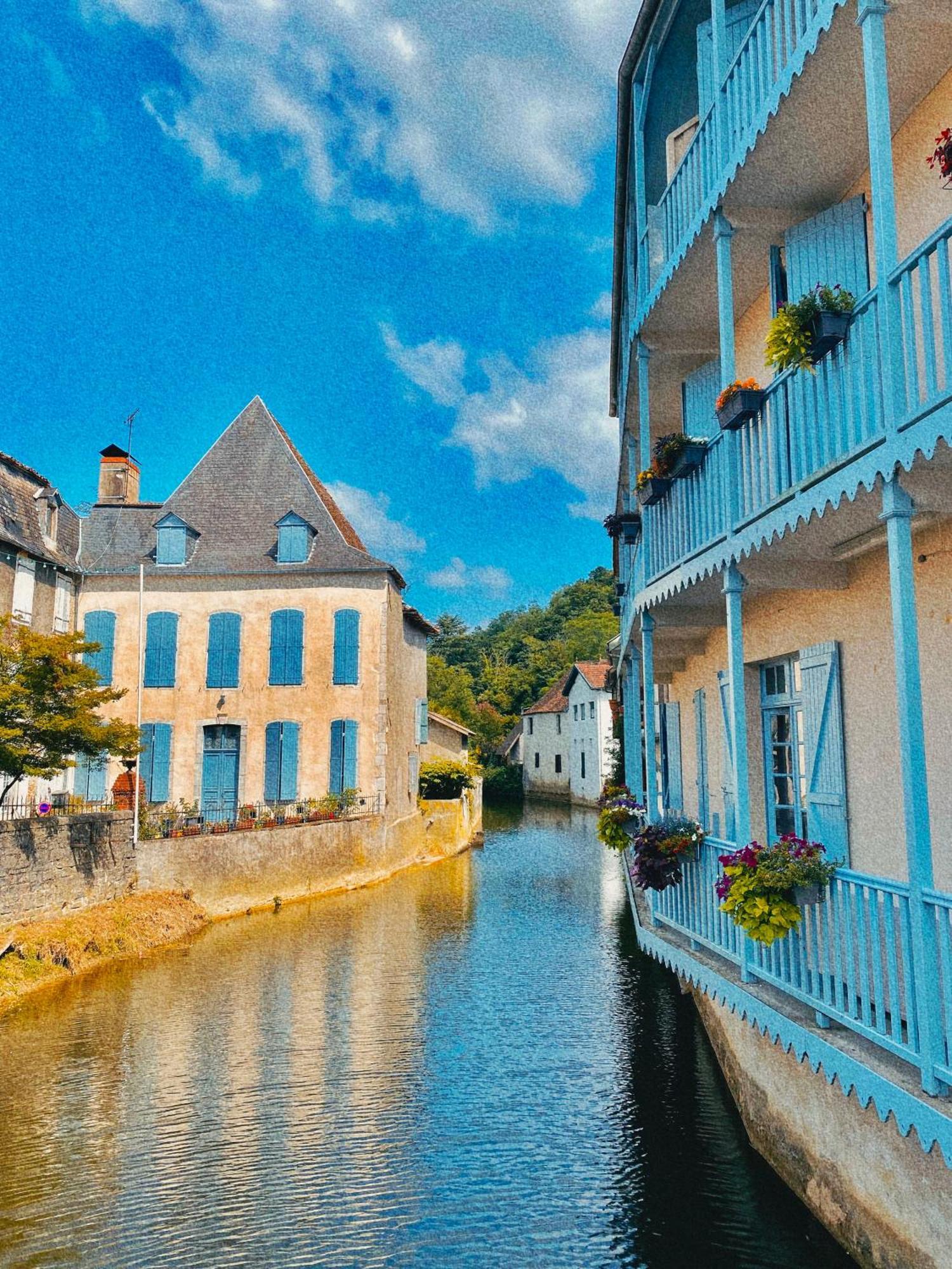 Agreable Petit Gite Avec Piscine Et Jardinet Salies-de-Béarn Buitenkant foto